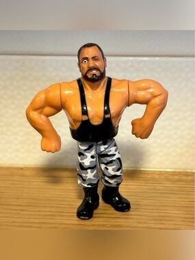Vintage 1991 WWF/WWE Hasbro Bushwhacker Butch Action Figure